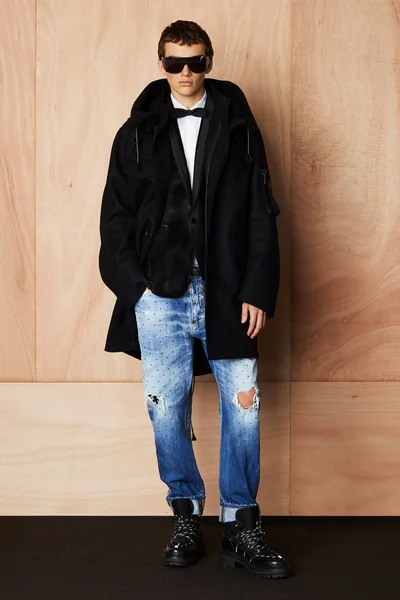 Look 26